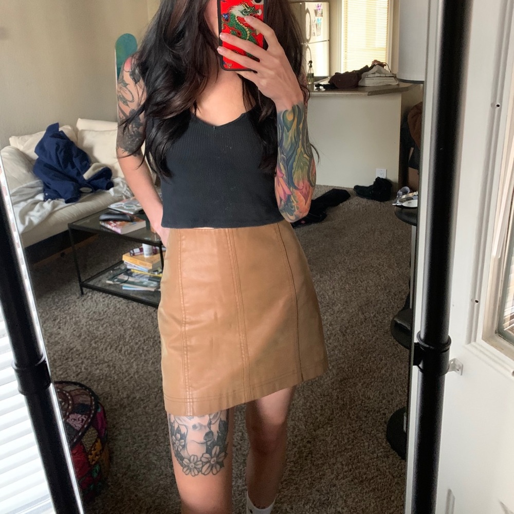 Free People tan suede mini skirt